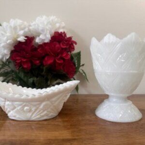 Vintage Milk Glass EO Brody Vase and Complementary Oval Dish Set‎